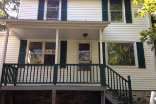 93 Hillside Ave, Huntington, CT 06484 exterior