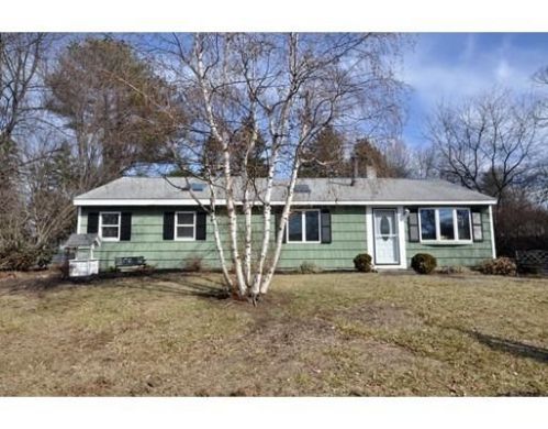 22 Jeffrey Rd, Billerica, MA 01821 exterior