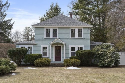 123 Concord Rd, Graniteville, MA 01886 exterior