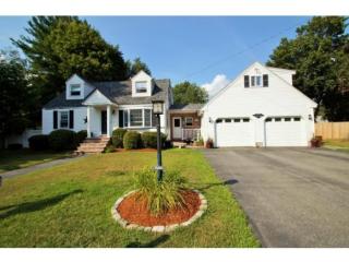 3 Macfarland Rd, Salem, NH 03079 exterior