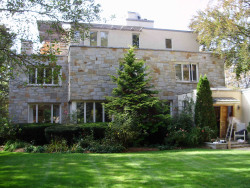 30 The Ledges Rd, Newton, MA 02459 exterior