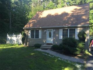 1044 Upper Maple St, Killingly, CT 06241 exterior