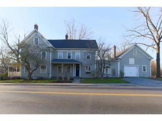 68 Hampstead Rd, Derry, NH 03038 exterior