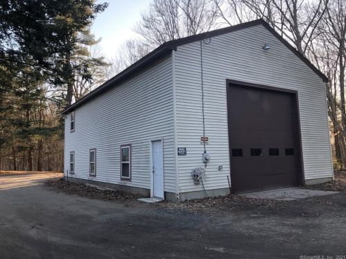 175 Thompson Hill Rd, Fabyan, CT 06255 exterior