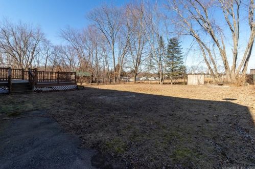 30 Parsons Rd, Enfield, CT 06082 exterior