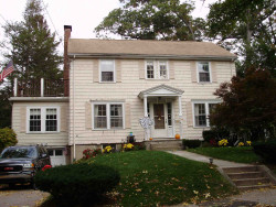 57 Daniel St, Newton, MA 02459 exterior