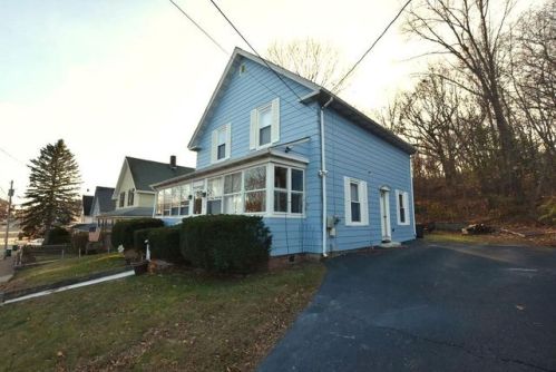 424 3Rd Ave, Woonsocket, RI 02895 exterior