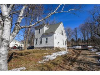 14 Main St, Derry, NH 03038 exterior