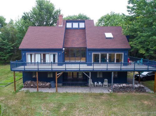 184 Oakridge Rd, Waldoboro, ME 04572 exterior