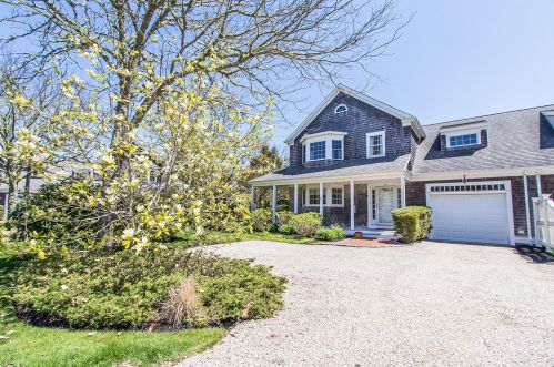 8 Ridge Cove Ln, Chatham, MA 02633 exterior