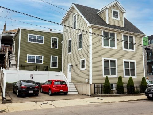 231 Brooks St, Roxbury Xing, MA 02128 exterior