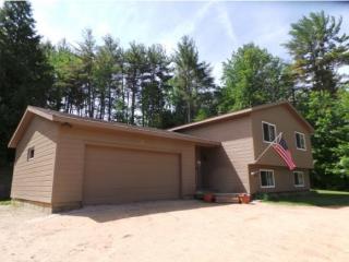 2 Ridge Rd, Tilton, NH 03276 exterior