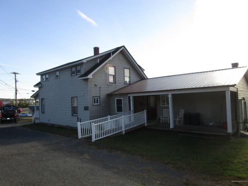 6 Caribou Rd, Presque Isle, ME 04769 exterior