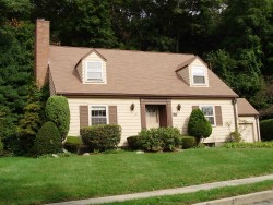 137 Annawan Rd, Newton, MA 02468 exterior