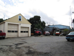 11 Harvey Pl, Newton, MA 02465 exterior