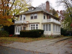 607 Commonwealth Ave, Newton, MA 02459 exterior