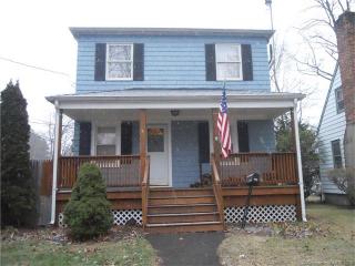 203 Maplewood Ave, Milford, CT 06460 exterior