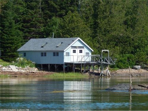 37 Long Is, Harpswell, ME 04079 exterior