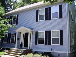 1005 Dedham St, Newton, MA 02459 exterior