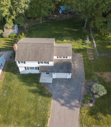 138 Little Fawn Rd, Southington, CT 06489 exterior