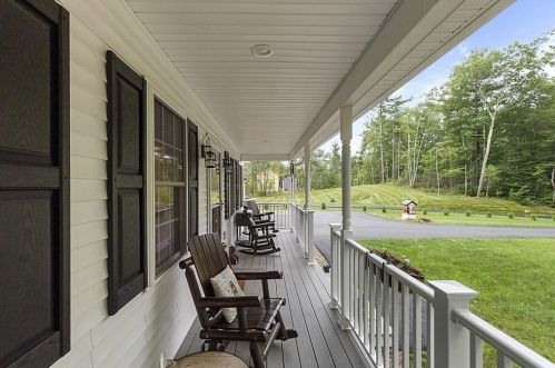 358 Hubbardston Rd, Templeton, MA 01468 exterior