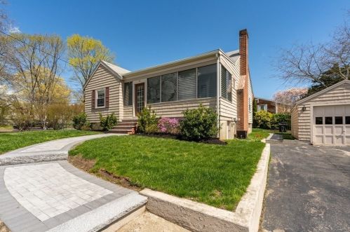 30 Spring St, Weymouth, MA 02188 exterior
