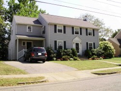 97 Fessenden St, Newton, MA 02460 exterior