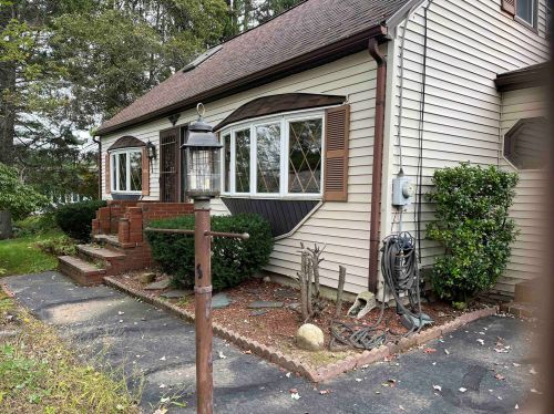 7 Paul St, Somersworth, NH 03878 exterior