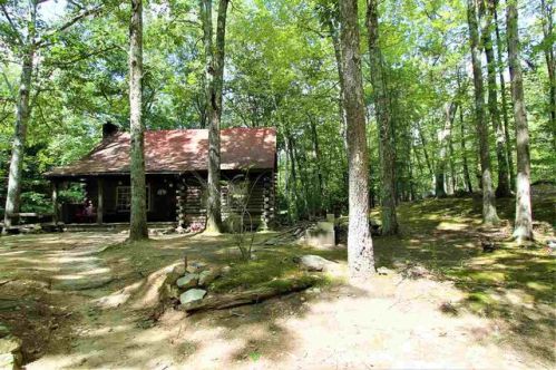 4 Meindl Way, Nottingham, NH 03290 exterior