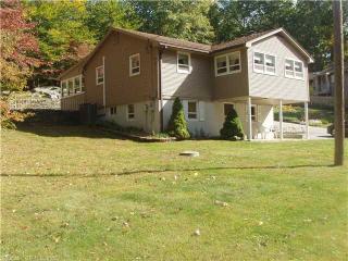 37 Ledge Rd, Exeter, CT 06249 exterior
