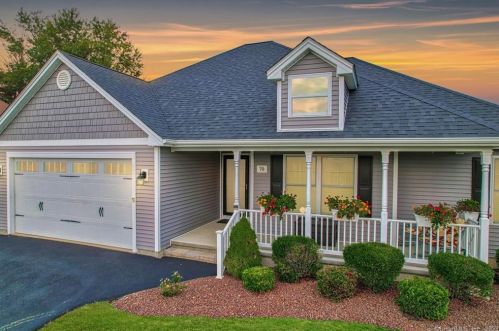 70 Roberts Trce, Bristol, CT 06010 exterior