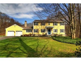 161 Humiston Dr, New-Haven, CT 06524 exterior