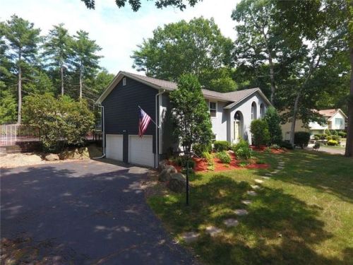 119 Wood Cove Dr, Coventry, RI 02816 exterior