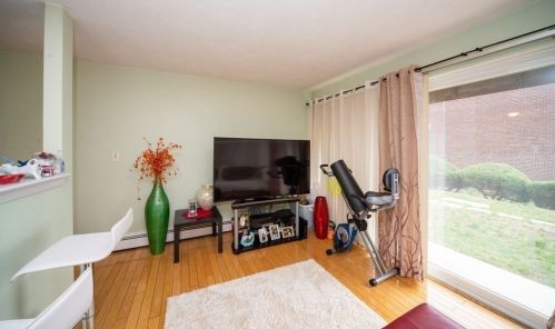 109 Walnut St, Stoughton, MA 02072 exterior