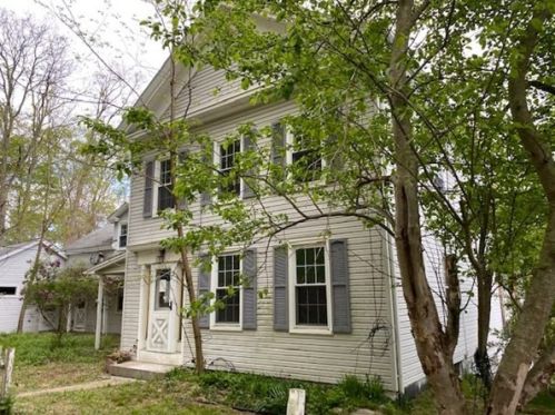 85 Upper Palmer Rd, Monson, MA 01057 exterior