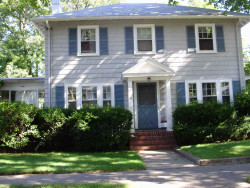 44 King St, Newton, MA 02466 exterior