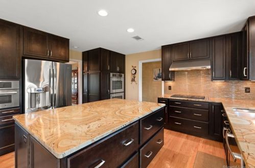 95 Gilbert Ln, Wapping, CT 06074 exterior