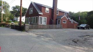 20 Mount Ave, Lincoln, RI 02865 exterior