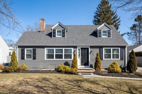 315 Chapmans Ave, Warwick, RI 02886 exterior