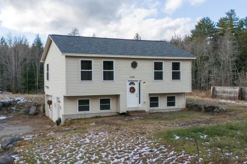 1244 Meredith Center Rd, Laconia, NH 03246 exterior