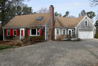 305 Satucket Rd, Brewster, MA 02631 exterior