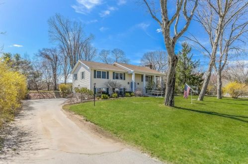 5 South Dr, Hopkinton, RI 02804 exterior