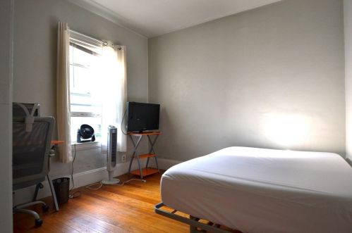 12 Bennett St, Roxbury Xing, MA 02135 exterior