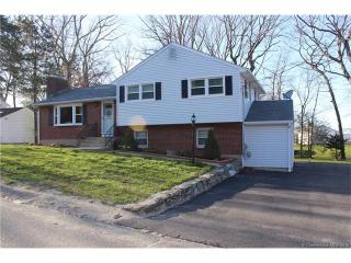 139 Harwood Rd, Waterbury, CT 06706 exterior