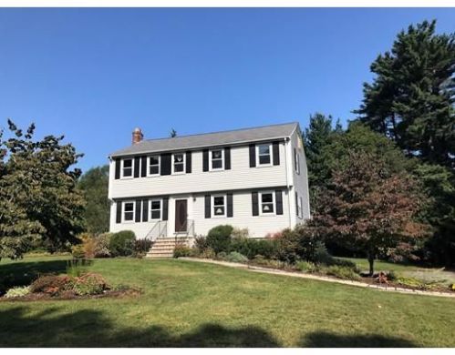 9 Green Valley Rd, Medway, MA 02053 exterior