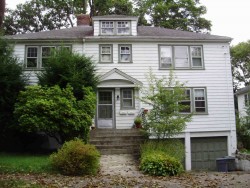 6 Cotter Rd, Newton, MA 02468 exterior