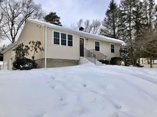 71 Bumble Bee Cir, Shrewsbury, MA 01545 exterior