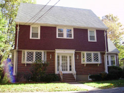 36 Rockledge Rd, Newton, MA 02461 exterior