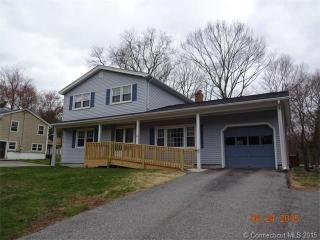 16 Bayberry Ln, Uncasville, CT 06382 exterior