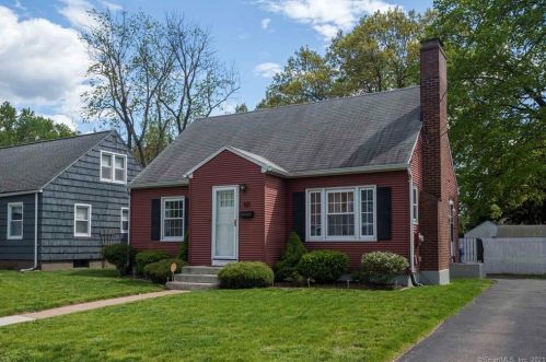 50 Marshall Rd, Manchester, CT 06040 exterior